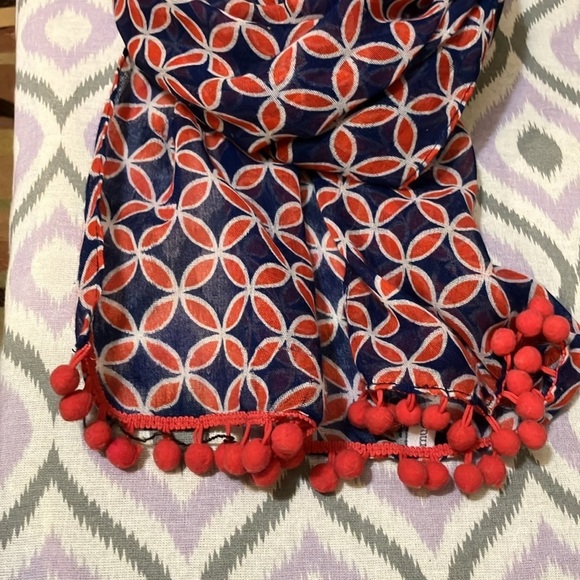 🌈 Mud Pie Pom Pom fringed India print cotton semi sheer scarf - Picture 10 of 10